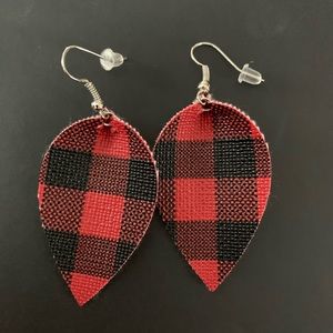 Leather earrings